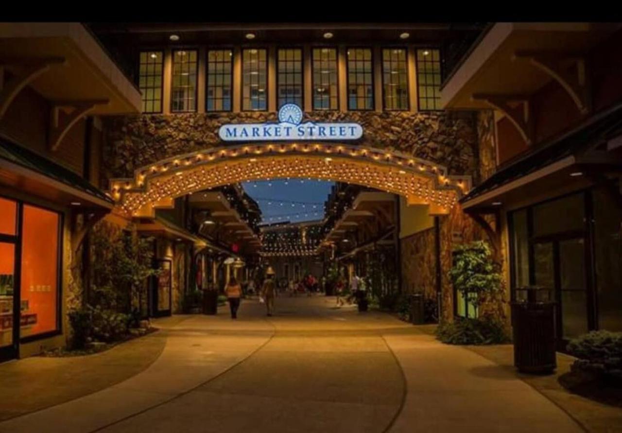 Gt307 Romantic Condo Downtown Gatlinburg & Pool エクステリア 写真