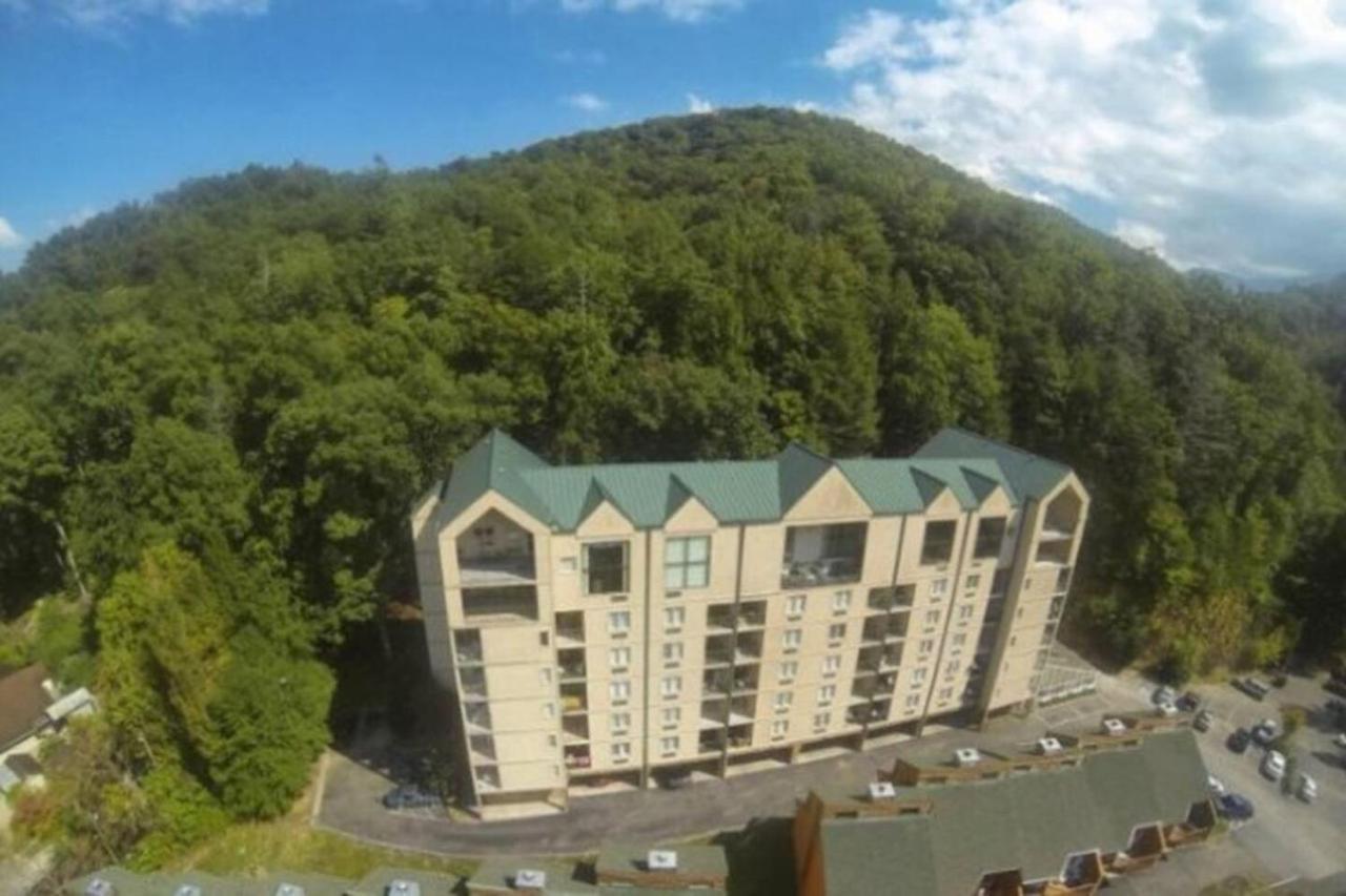 Gt307 Romantic Condo Downtown Gatlinburg & Pool エクステリア 写真