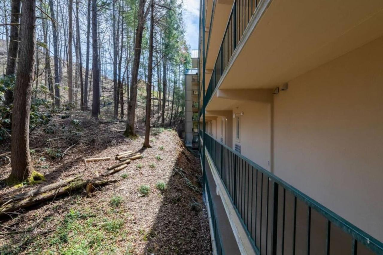 Gt307 Romantic Condo Downtown Gatlinburg & Pool エクステリア 写真