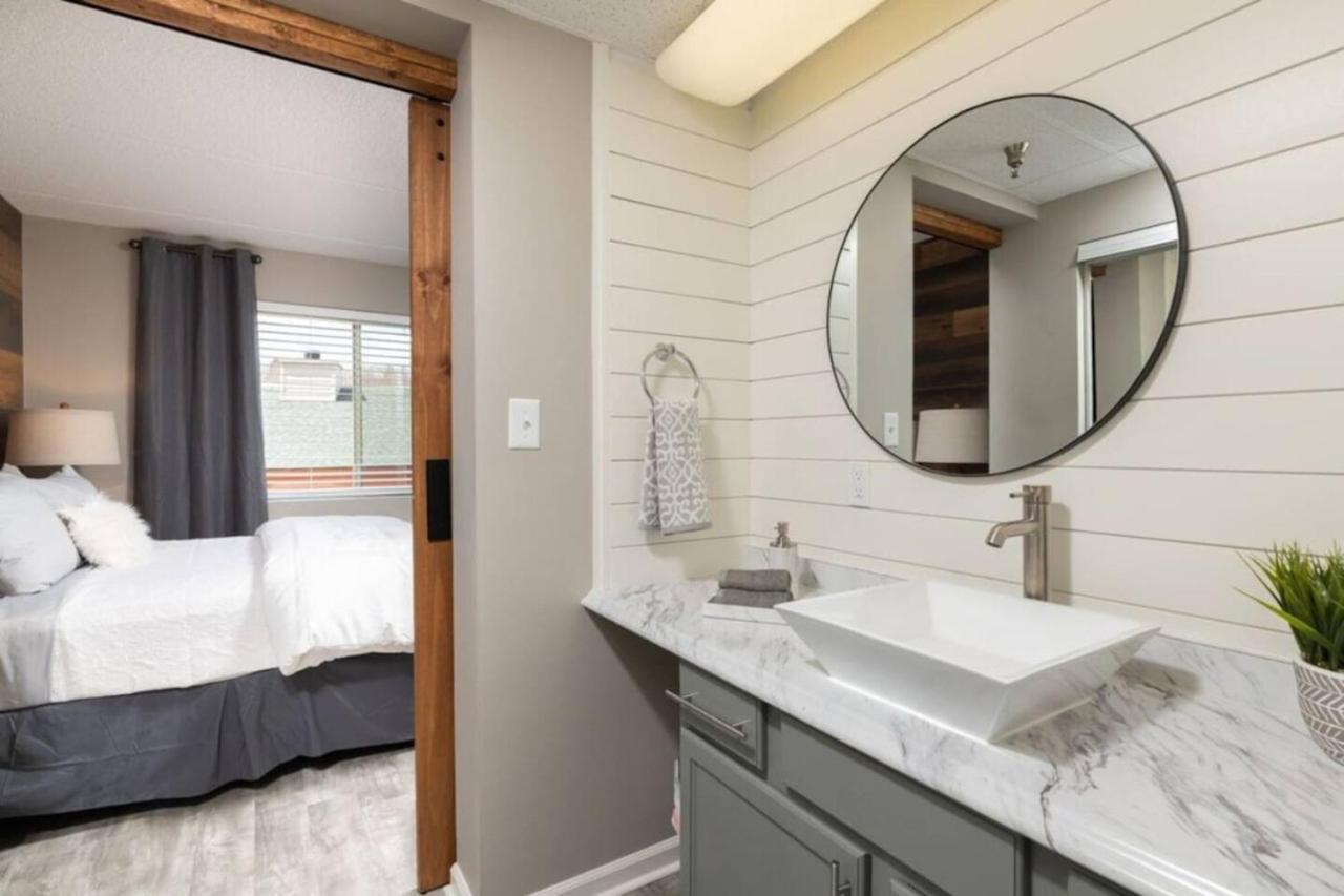 Gt307 Romantic Condo Downtown Gatlinburg & Pool エクステリア 写真