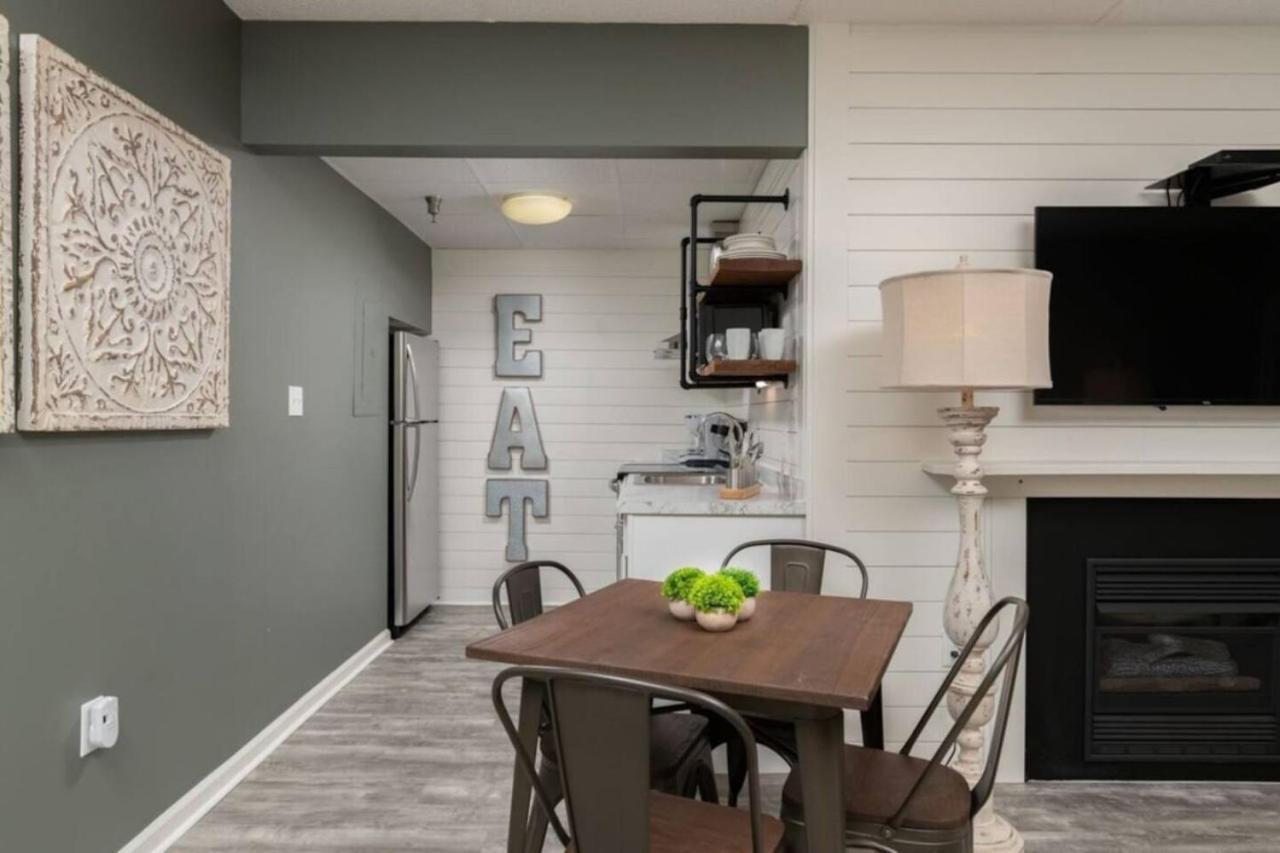 Gt307 Romantic Condo Downtown Gatlinburg & Pool エクステリア 写真
