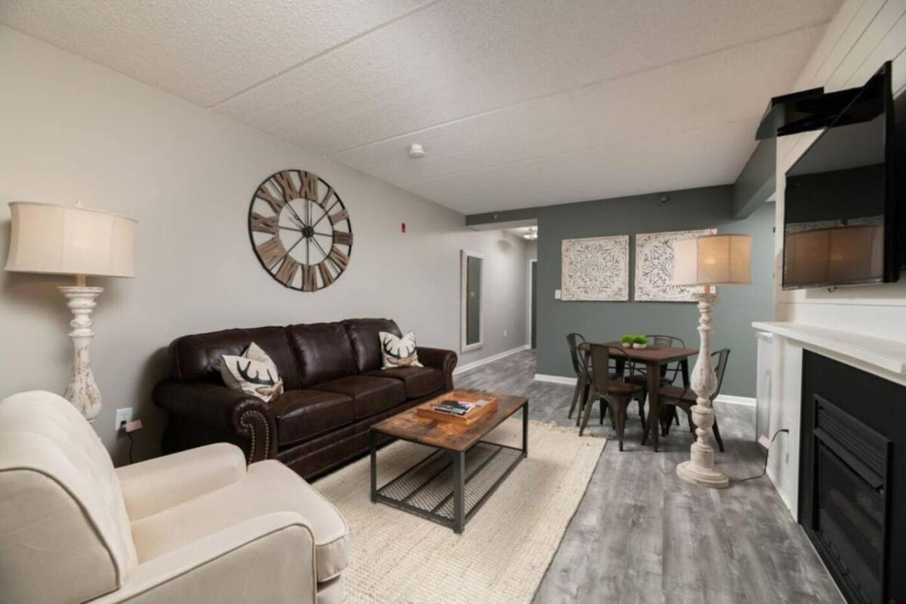 Gt307 Romantic Condo Downtown Gatlinburg & Pool エクステリア 写真