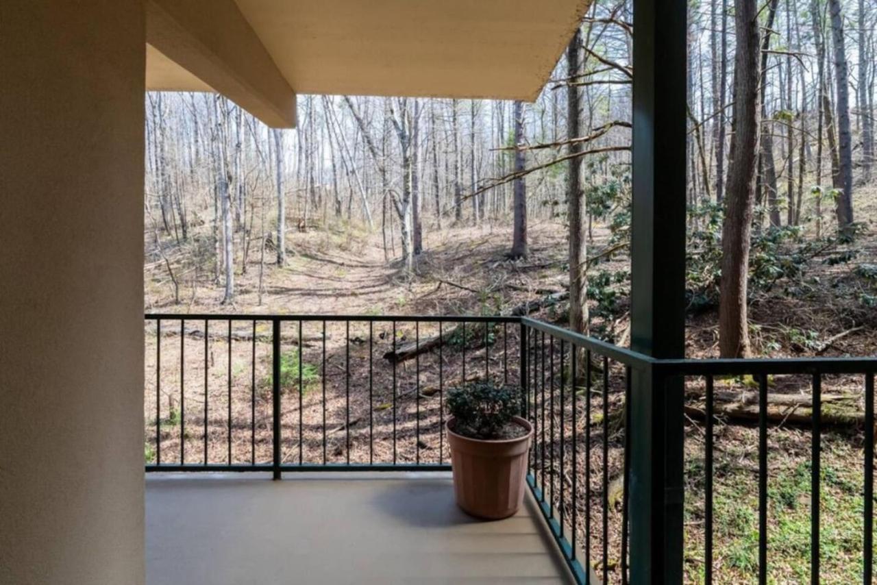 Gt307 Romantic Condo Downtown Gatlinburg & Pool エクステリア 写真